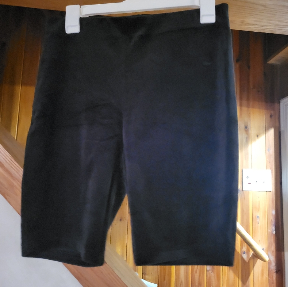 Juicy Couture Velour Bike Shorts Size M NWT